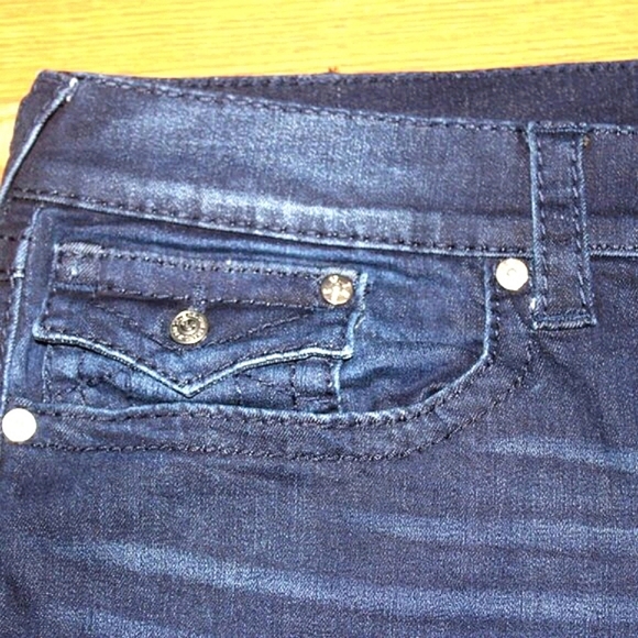 Banana Republic Skinny Jeans | 30/10 | Minimalist Style - Picture 7 of 13